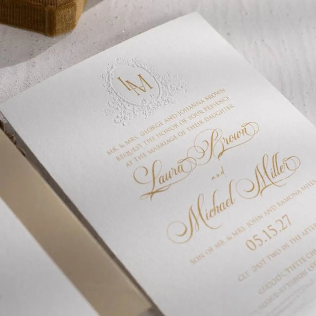 graphiste faire part gaufrage haut de gamme mariage en provence