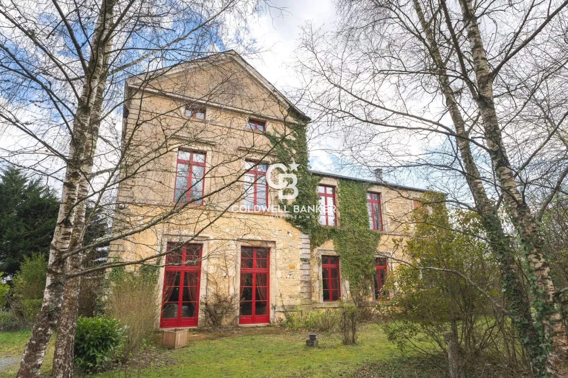 la vie de chateau en sarthe vivre dans un château