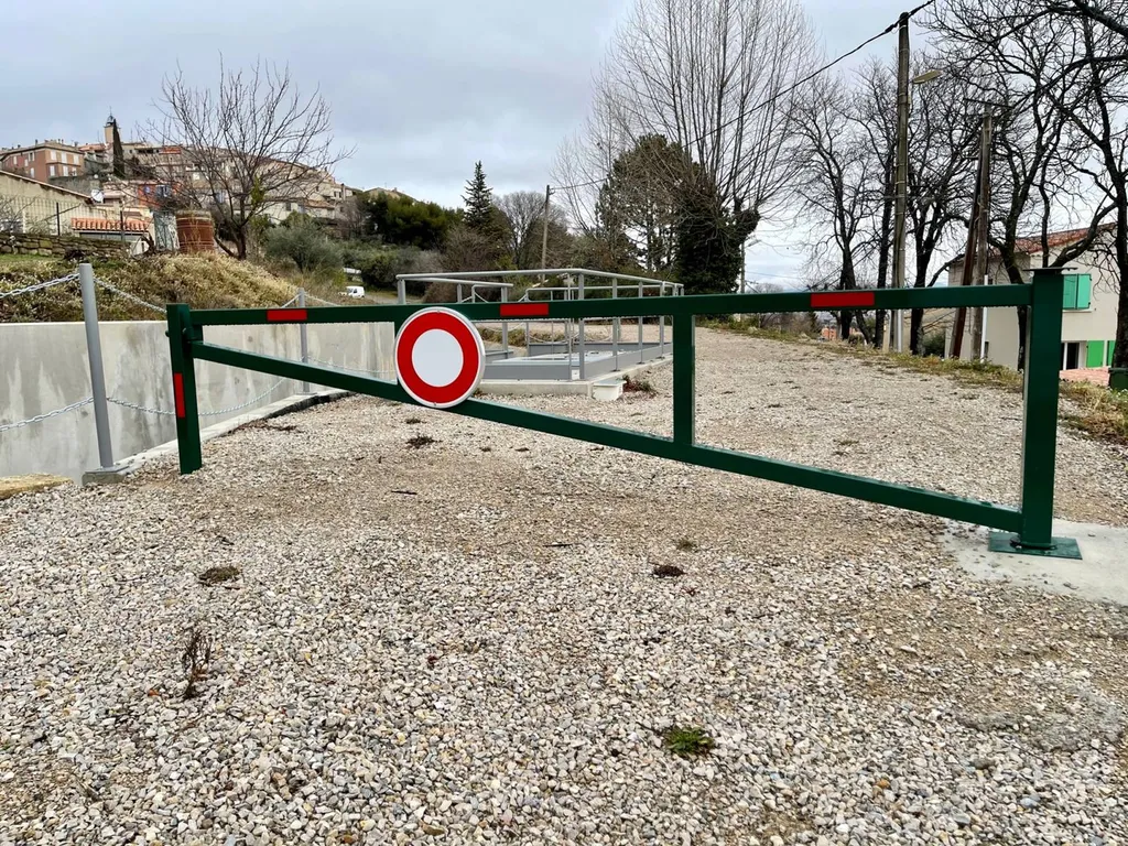 BARRIERE DFCI pivotante Mobilier Urbain