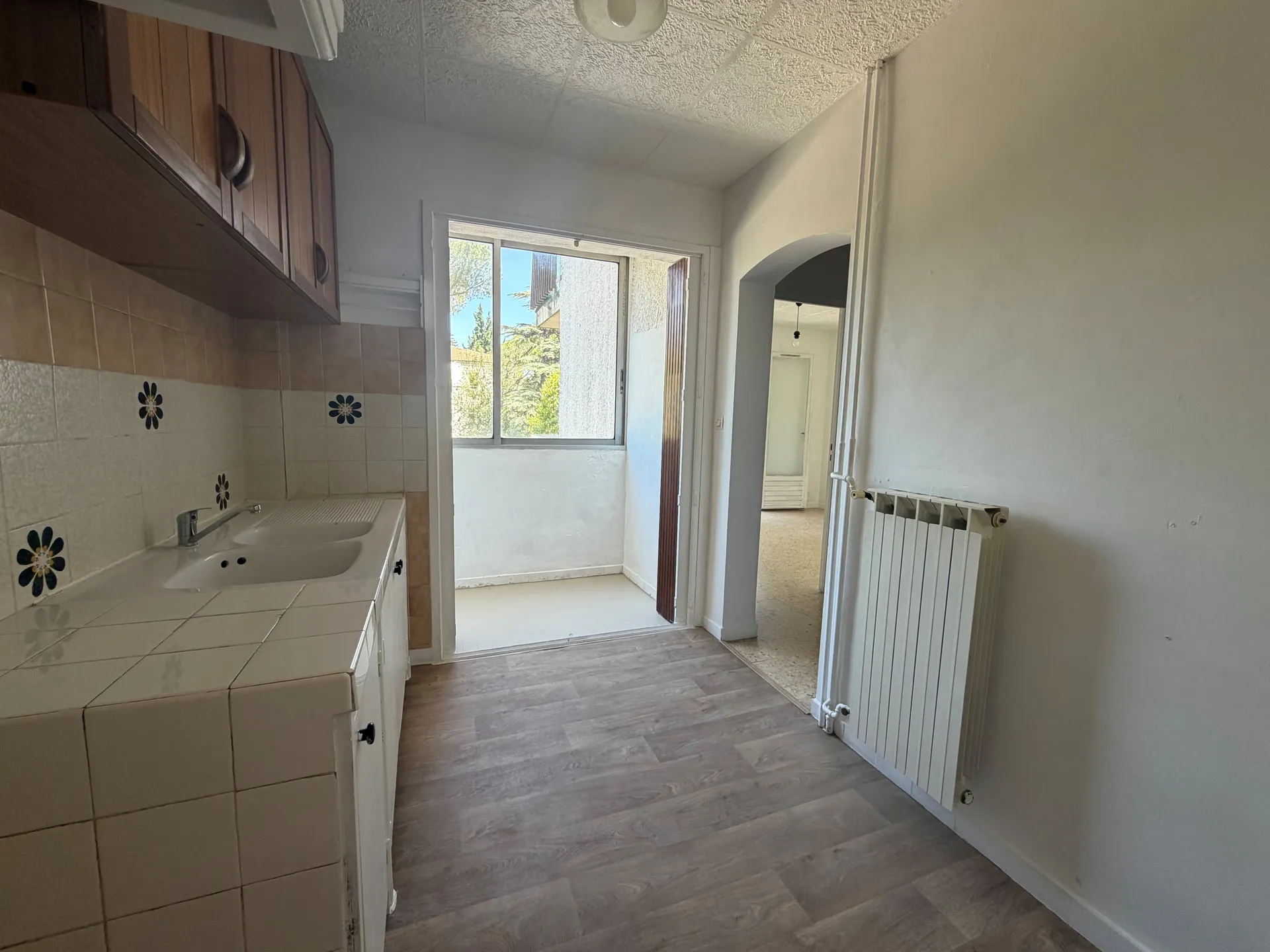 Appartement 2 pièces avec extérieur en centre ville de ROGNAC