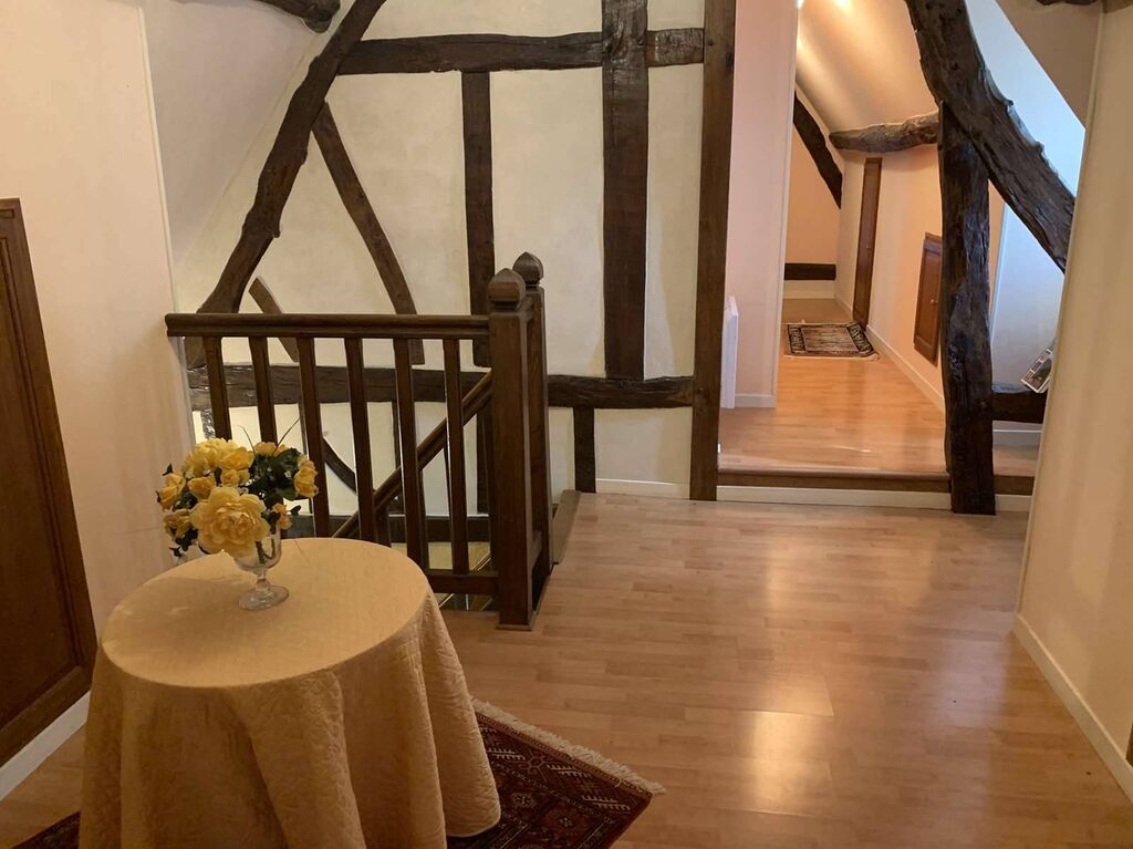 Dans le SUD PAYS D'AUGE Région de LISIEUX (CALVADOS) CHARMANTE CHAUMIERE