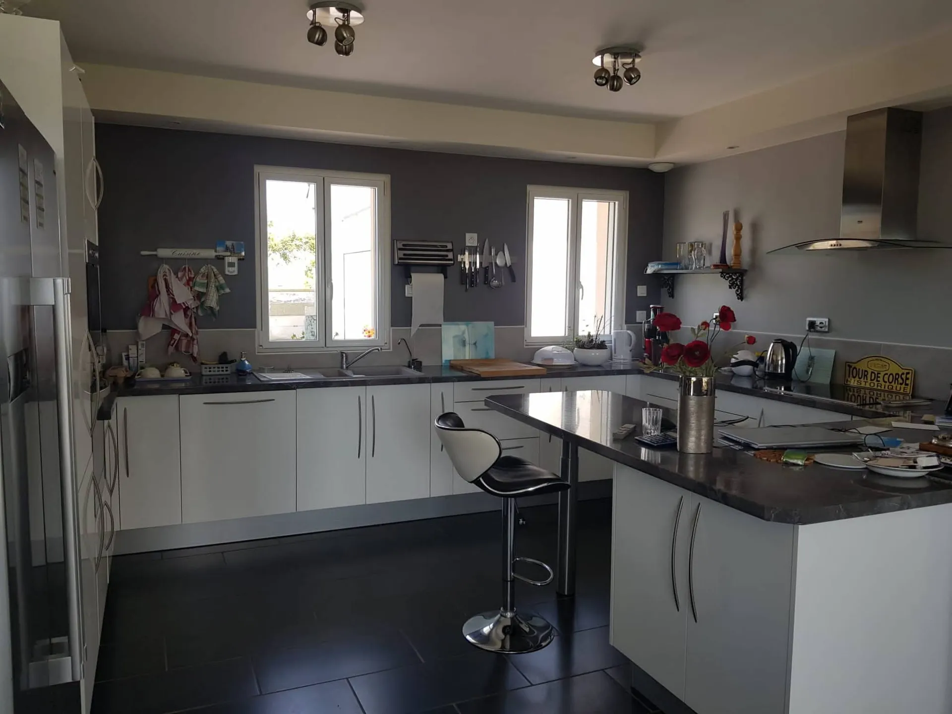 VENDU Maison contemporaine + 2 gîtes et chambre d'hôtes, piscine couverte, Le Tréport, bord de mer en Normandie