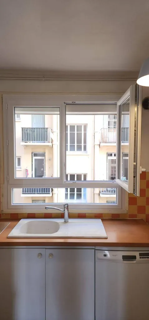 Changement de fenêtres à Oullins