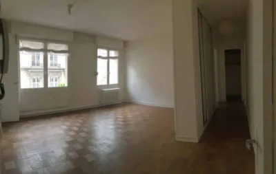 Libre fin octobre 2022