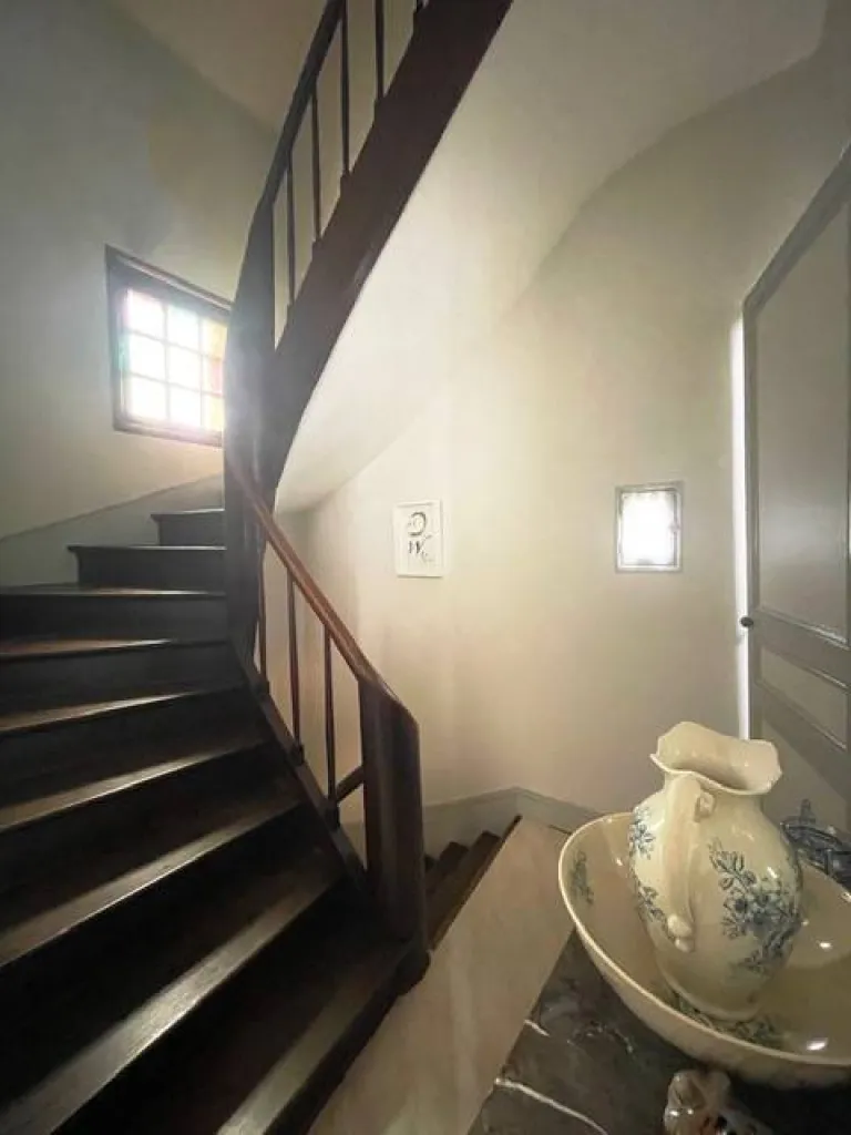 A acheter maison de ville en brique de 75m² avec garage et petit atelier sur 400m² sur la commune de CAUDEBEC LES ELBEUF 76320