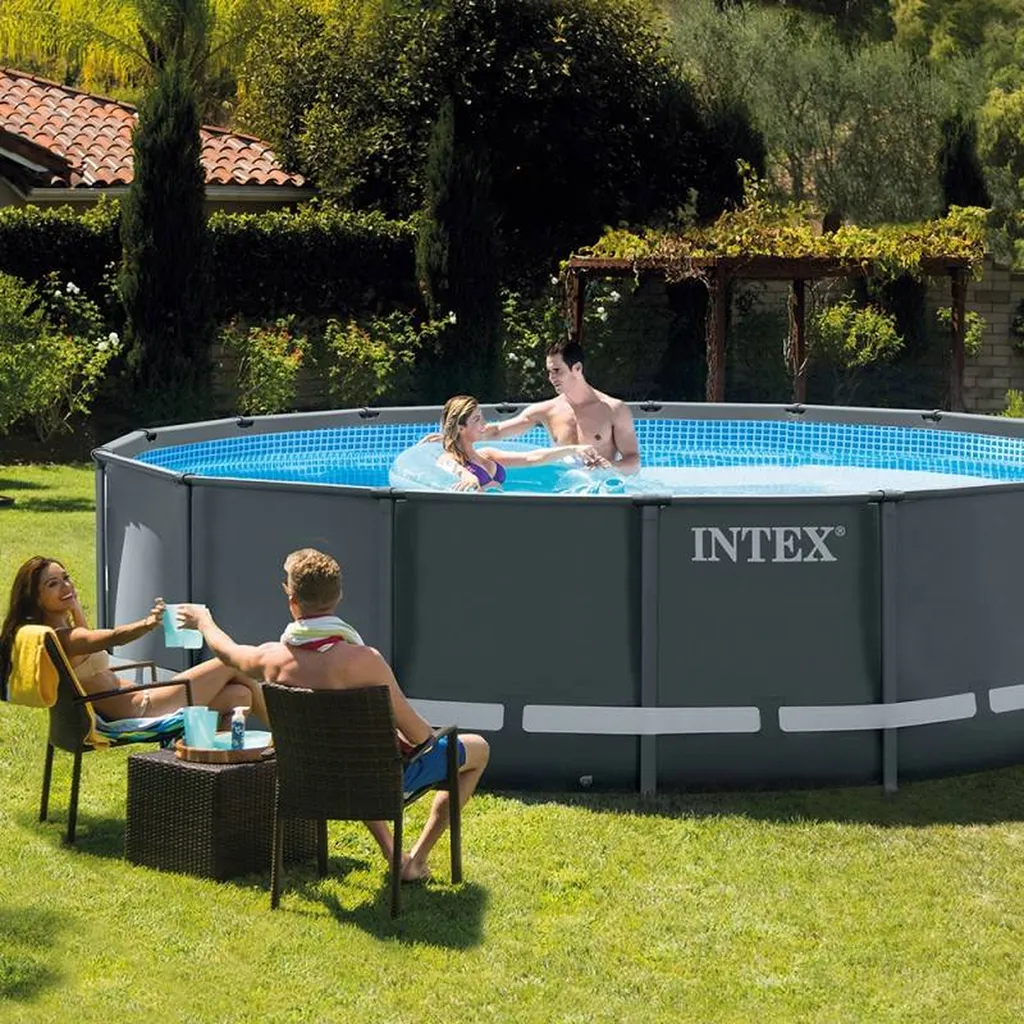 Ultra XTR Ronde Chez Aquarev'Piscines à Manosque dans le 04