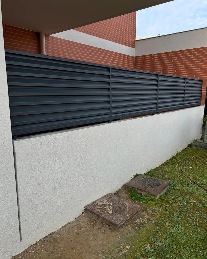 Fabricant et poseur de Clôture Acier thermolaquer sécurisé pour maison à Muret en Haute-Garonne