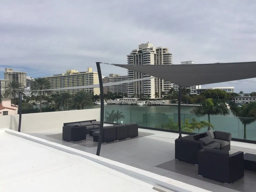 Voile d'ombrage Nice  installation Florida