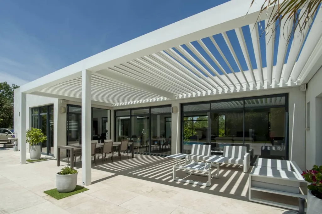 pergola lames orientables sur mesure salon de provence
