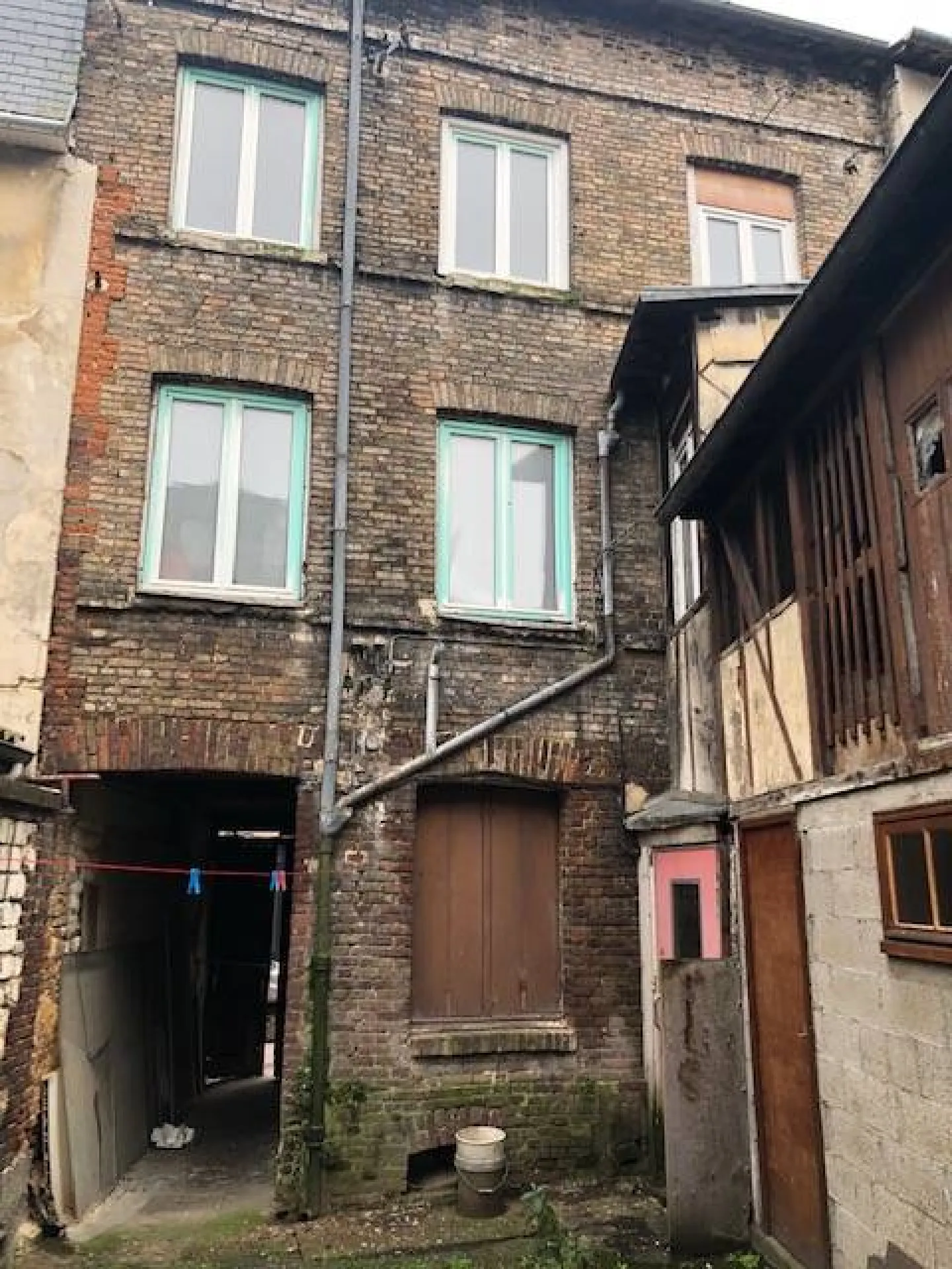 INVESTISSEMENTS INVESTIR INVESTISSEUR INVESTISSEURS