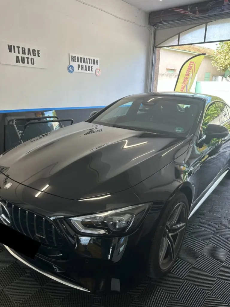 Nettoyage intérieur complet pour Mercedes AMG à Marseille 13013 avec finition haut de gamme