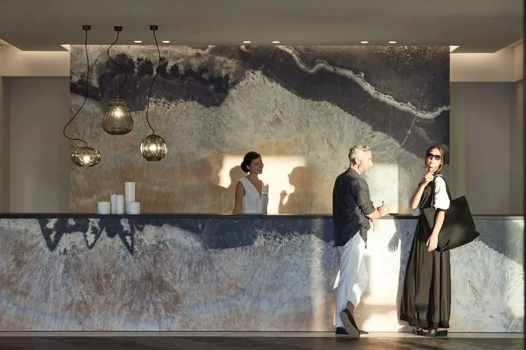 Banque d'accueil sur mesure pour refléter l'identité de votre entreprise à Mérignac