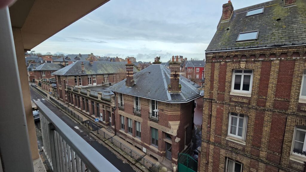A vendre appartement centre ville de dieppe avec ascenseur