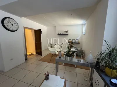 A Louer Local professionnel idéal pour kinésithérapeute, médecin, ostéopathe ou toute profession libérale