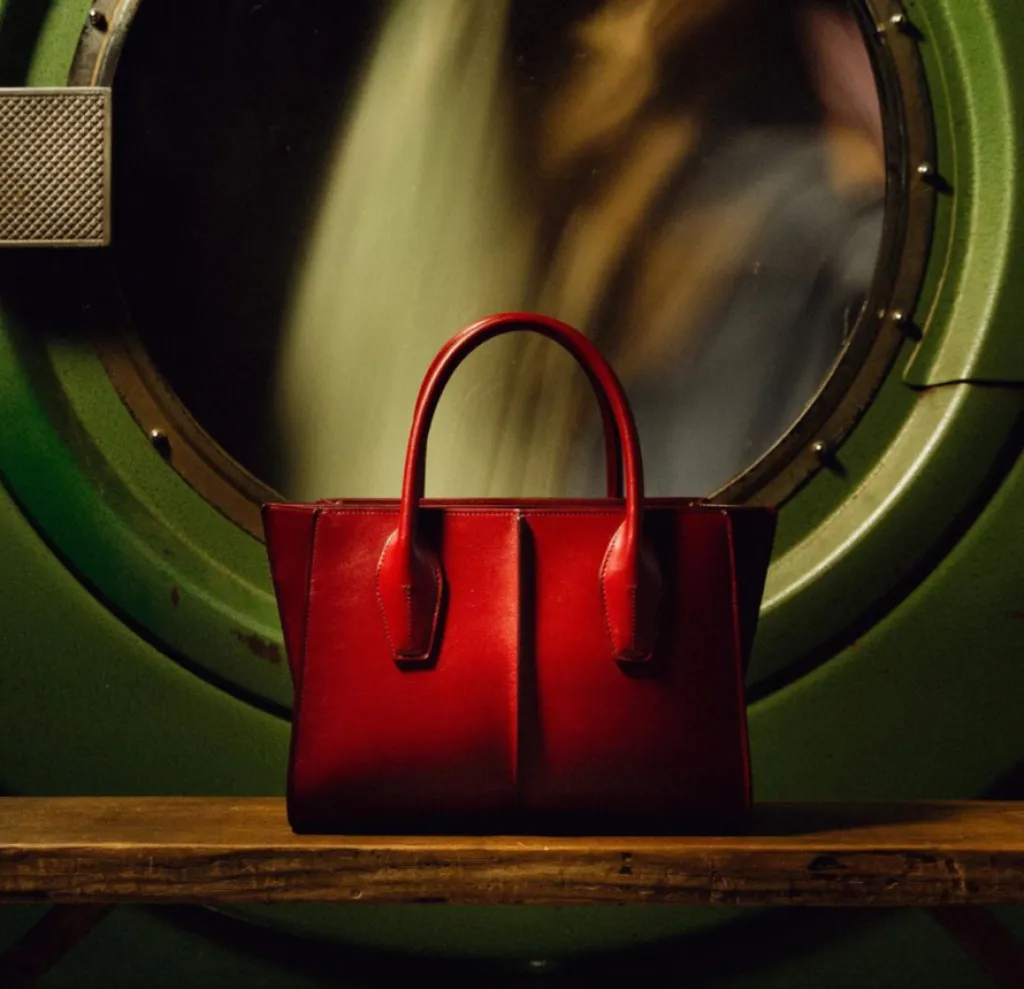 La nouvelle collection Tod's pour femme automne-hiver 2020 le savoir faire italien.