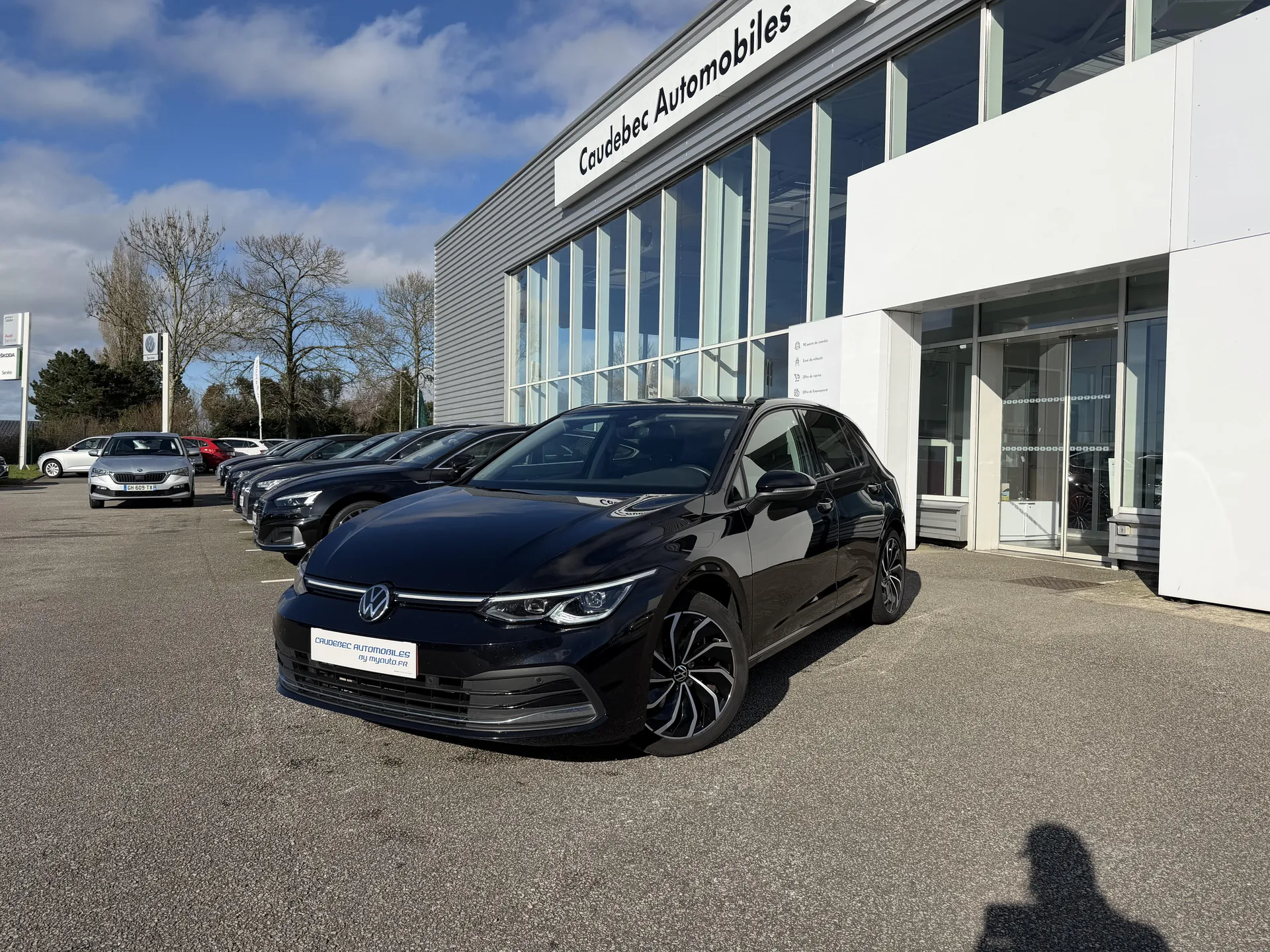 Volkswagen Golf 8 d'occasion à vendre proche du Havre : découvrez cette berline diesel TDI 150 finition Active