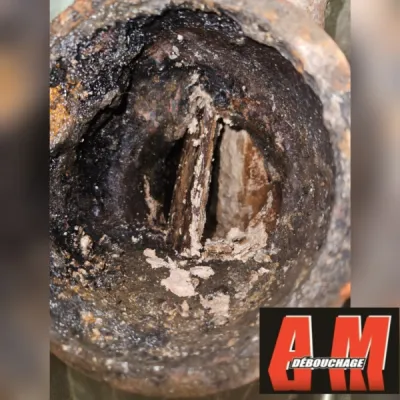 Débouchage d une canalisation verticale WC avec inspection caméra à La Ciotat proche de Marseille