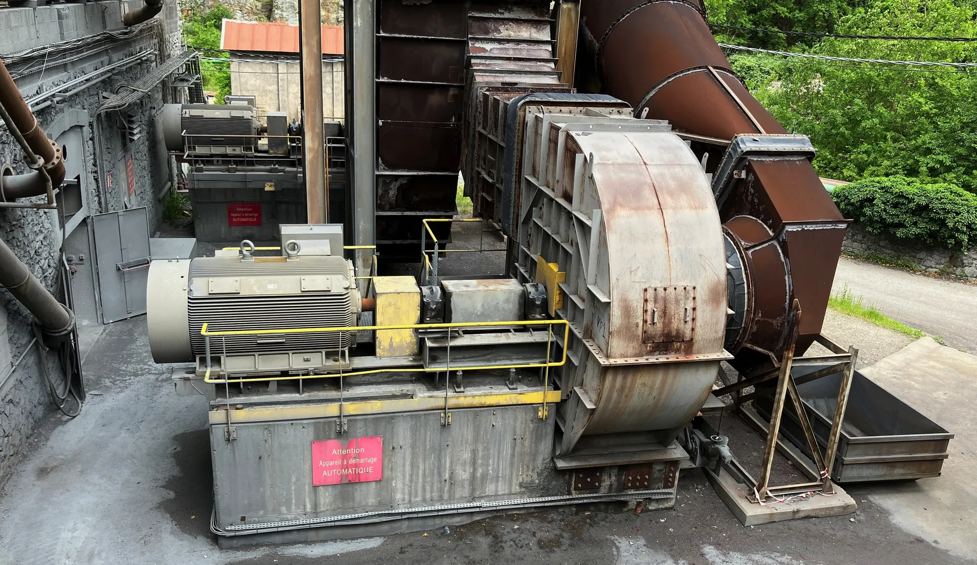 Ventilateur dans une usine métallurgique aux Clavaux