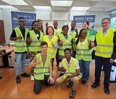 Benta Lyon accueille les étudiants béninois en pharmacie de Cotonou