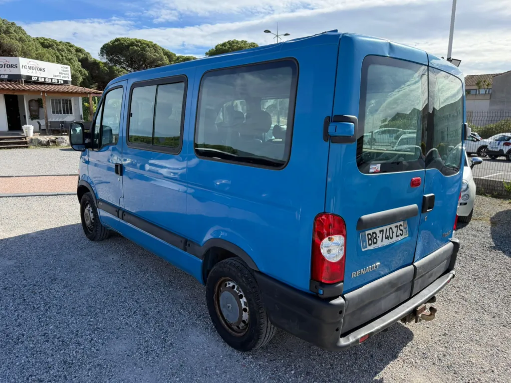 RENAULT MASTER 9 places 2.5 DCI 120CV