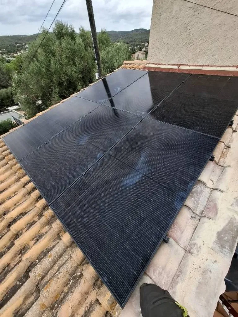 Pose de panneaux photovoltaïques Dualsun en 500Wc garantie 30 ans 