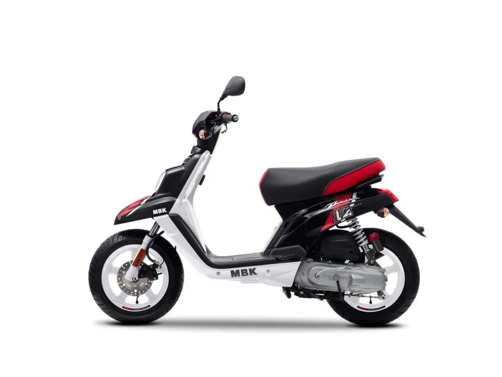 Scooter neuf MBK Booster spirit 12 pouces var