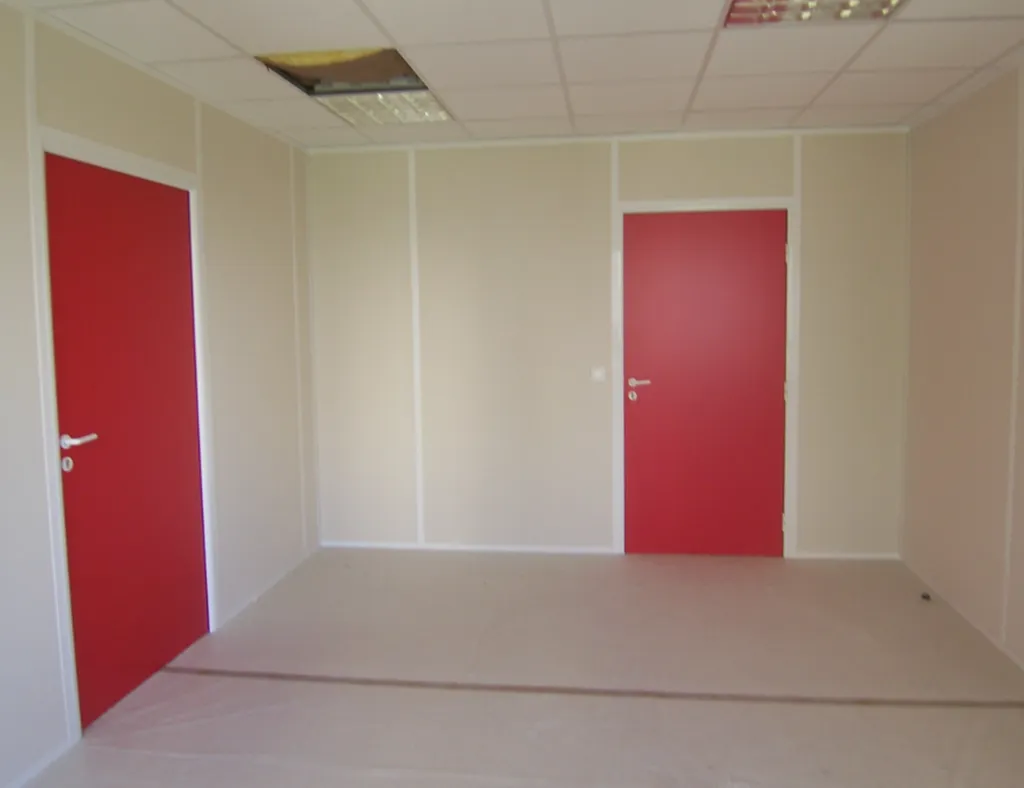 Cloisons modulaires pleines toute hauteur à PARIS