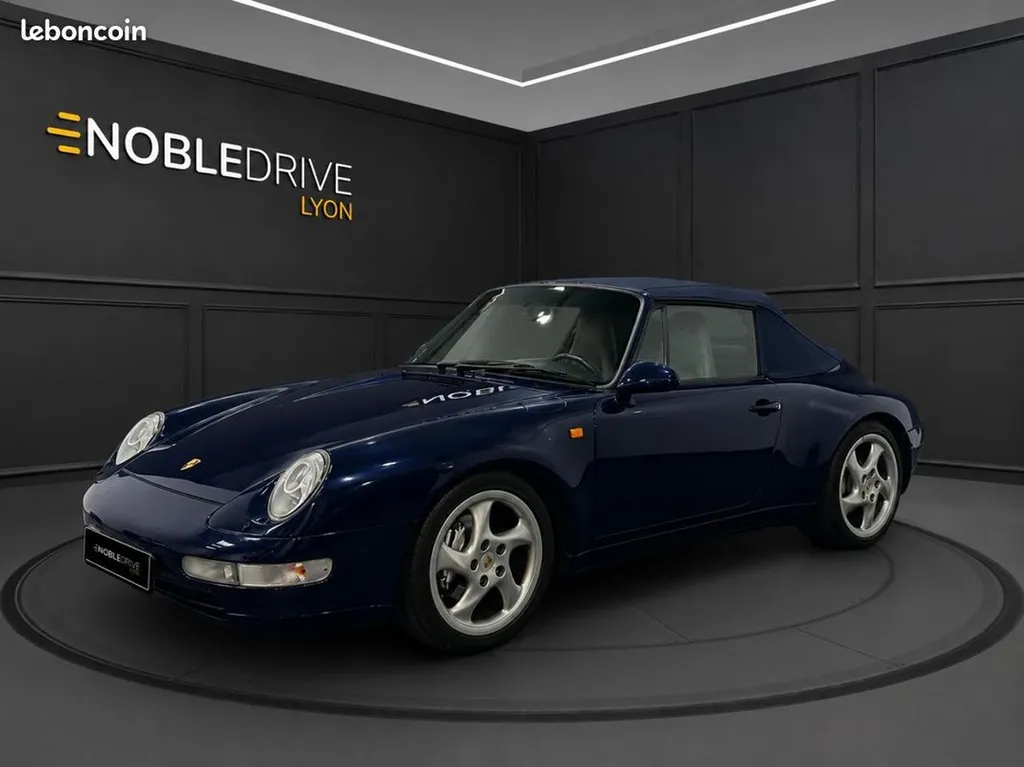 VENTE PORSCHE 993 CABRIOLET 993 CARRERA 4 CABRIOLET 3.6l 285ch - ENTRETIEN CERAMIQUE - SUIVI COMPLET - EXCELLENT ETAT DISPONIBLE A LIMAS (69400)