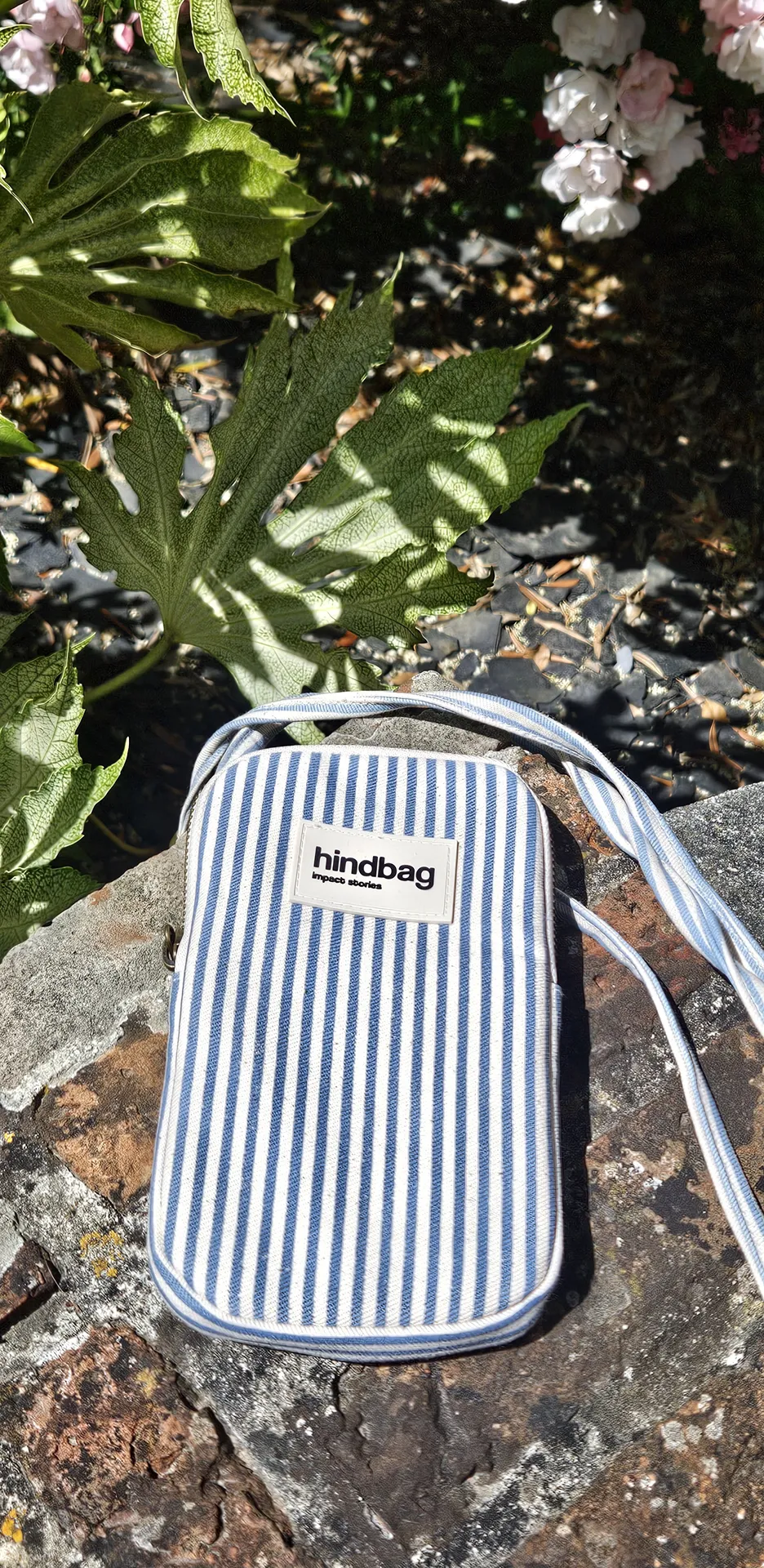 Pochette téléphone Bill Hindbag chez Evasion à Eu
