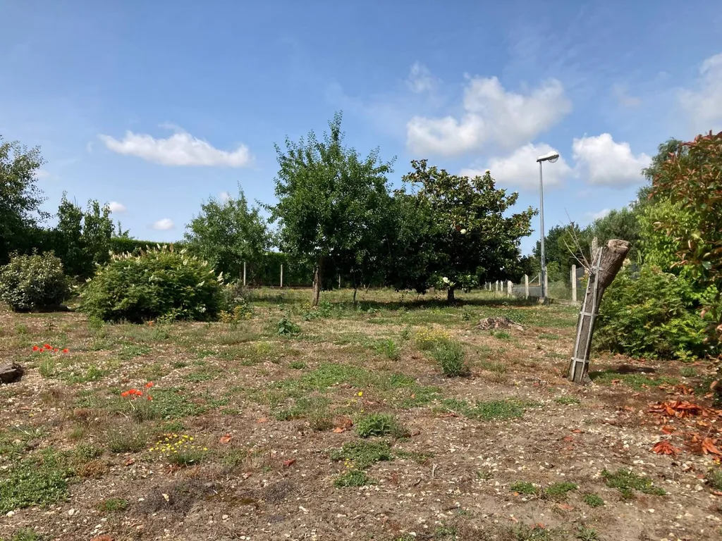 Parcelle à bâtir de 730m² à vendre situé à Mesnil sous Jumièges - A 20 min de Rouen