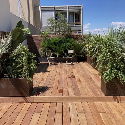 Aménagement d’une terrasse au 6-ème étage dans le 8-ème arrondissement de Marseille 13000