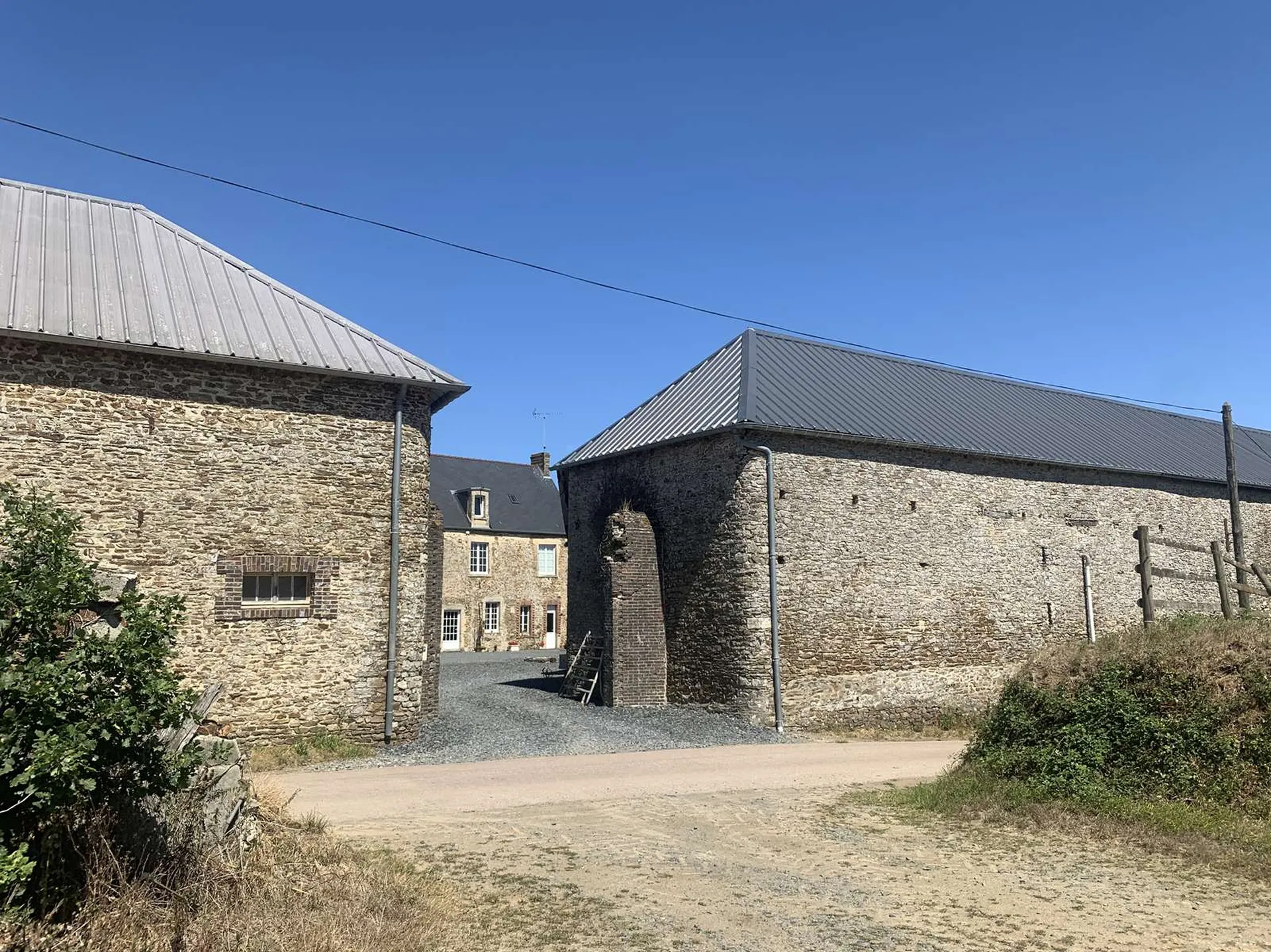 Entrée de la ferme