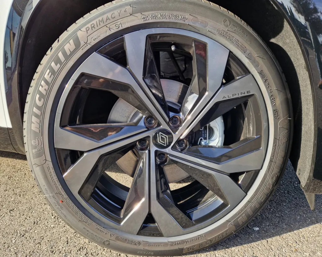 Nouveau Renault Austral Hybride E-TECH 200 Techno ESPRIT ALPINE 4CONTROL occassion près de Toulouse en Occitanie