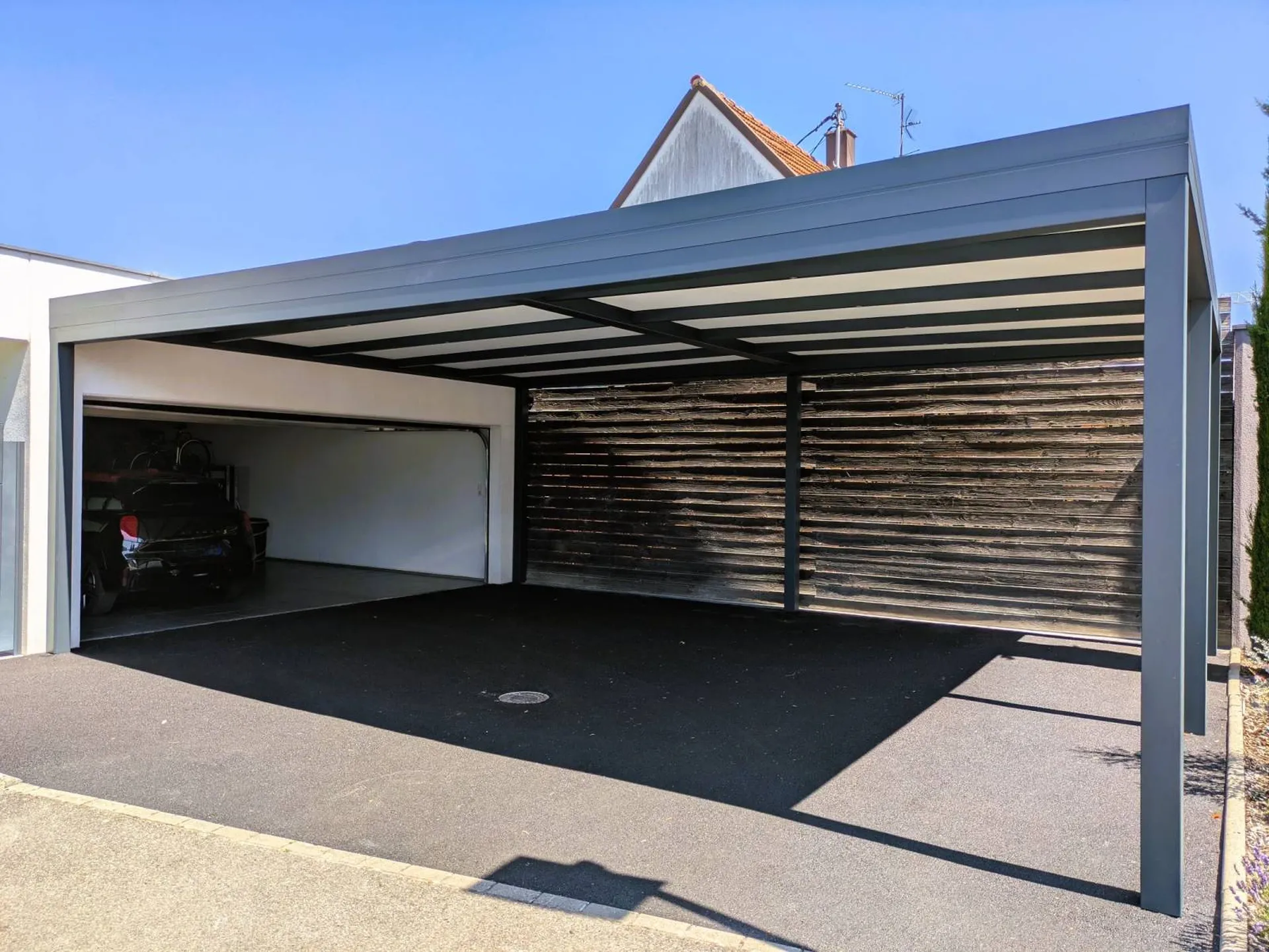 vu de face CARPORT HAGUENAU