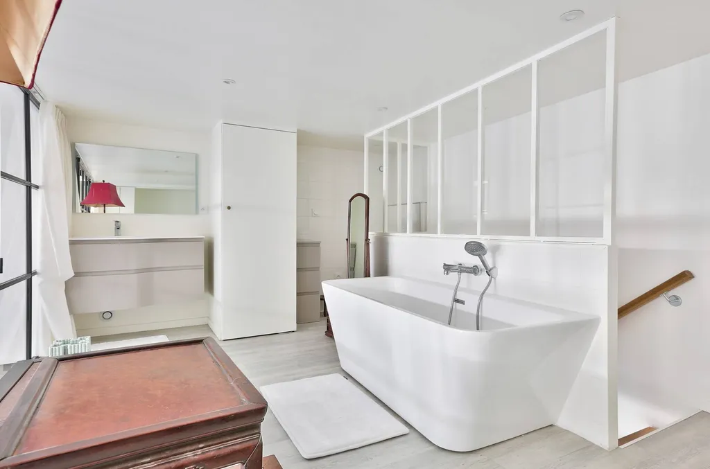 A vendre atelier en parfait état Paris 75015