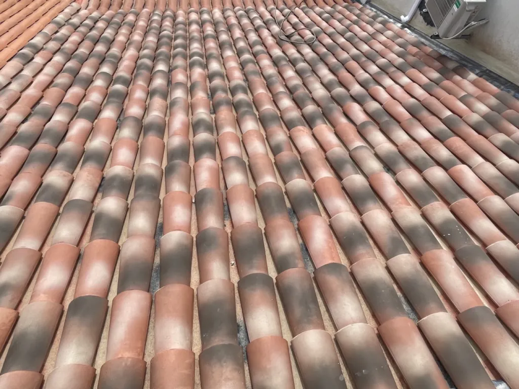 Changement d’une toiture de maison avec isolation sur Sausset les Pins près de Martigues.