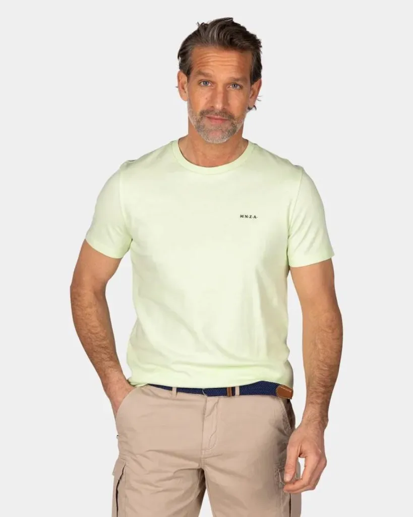 T-shirt uni en coton biologique vert menthe NZA Disponible chez Urban Chic à Dieppe