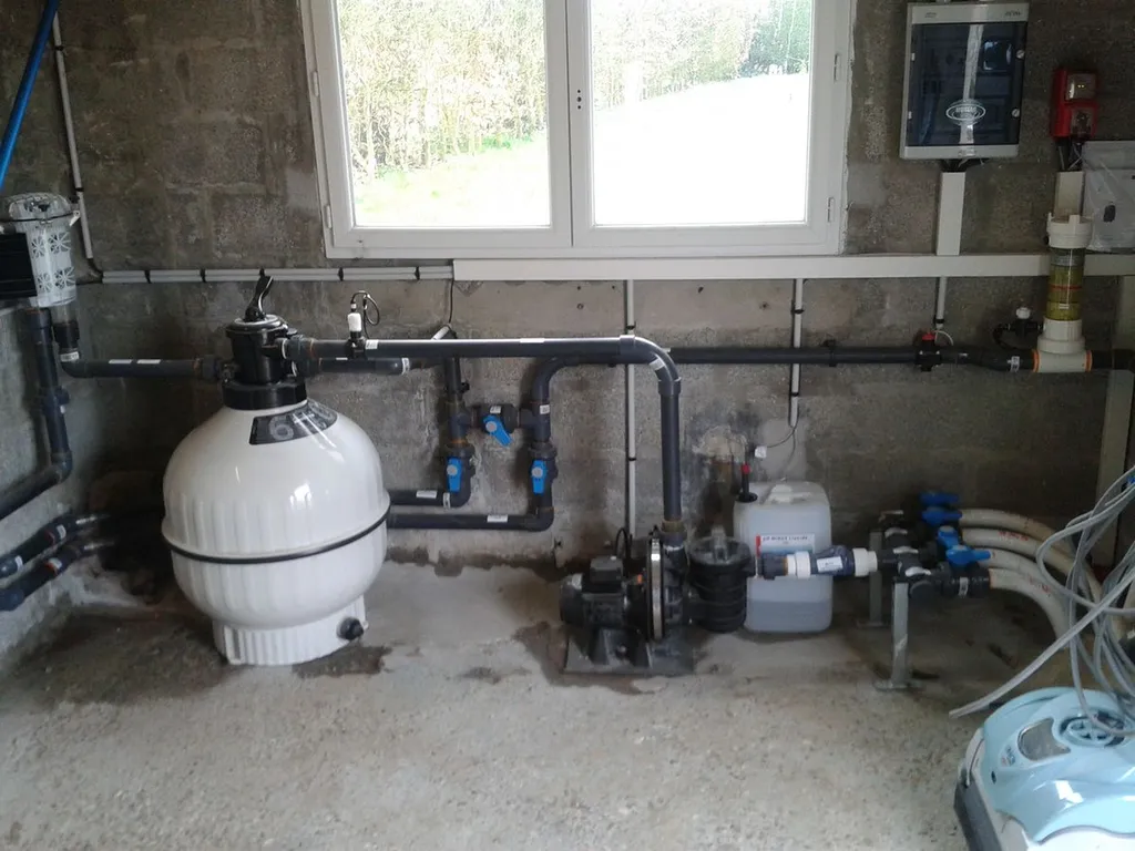 Construction d un local technique dans une piscine privée dans le  76