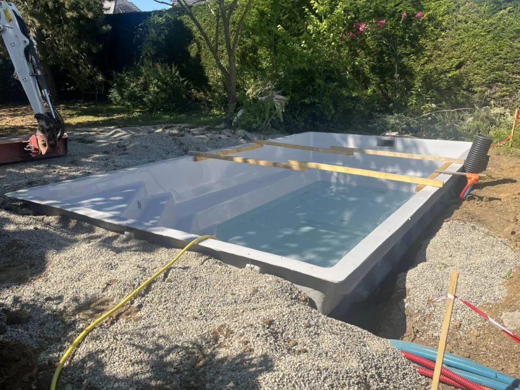 Quelles sont les étapes d’un terrassement pour ma piscine ?
