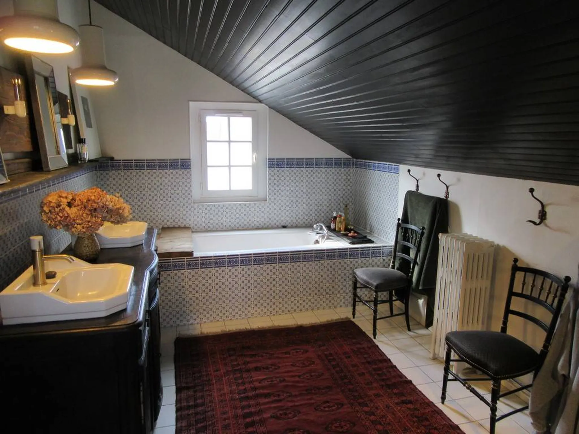 Maison atypique d'environ 245m² entièrement rénovée, proche Dieppe 76200