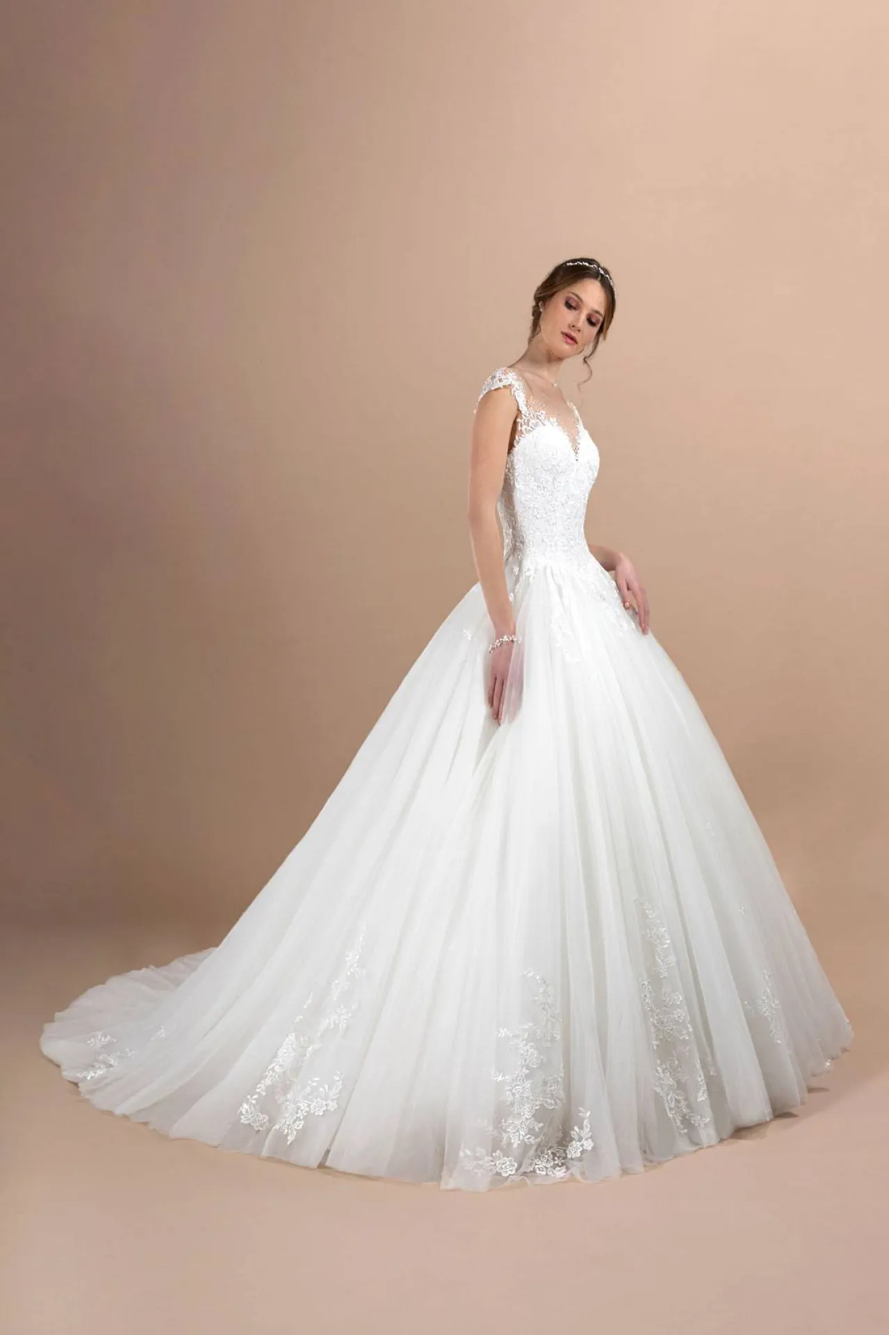 robe de mariée princesse tulle marseille 13006 13001 rue breteuil