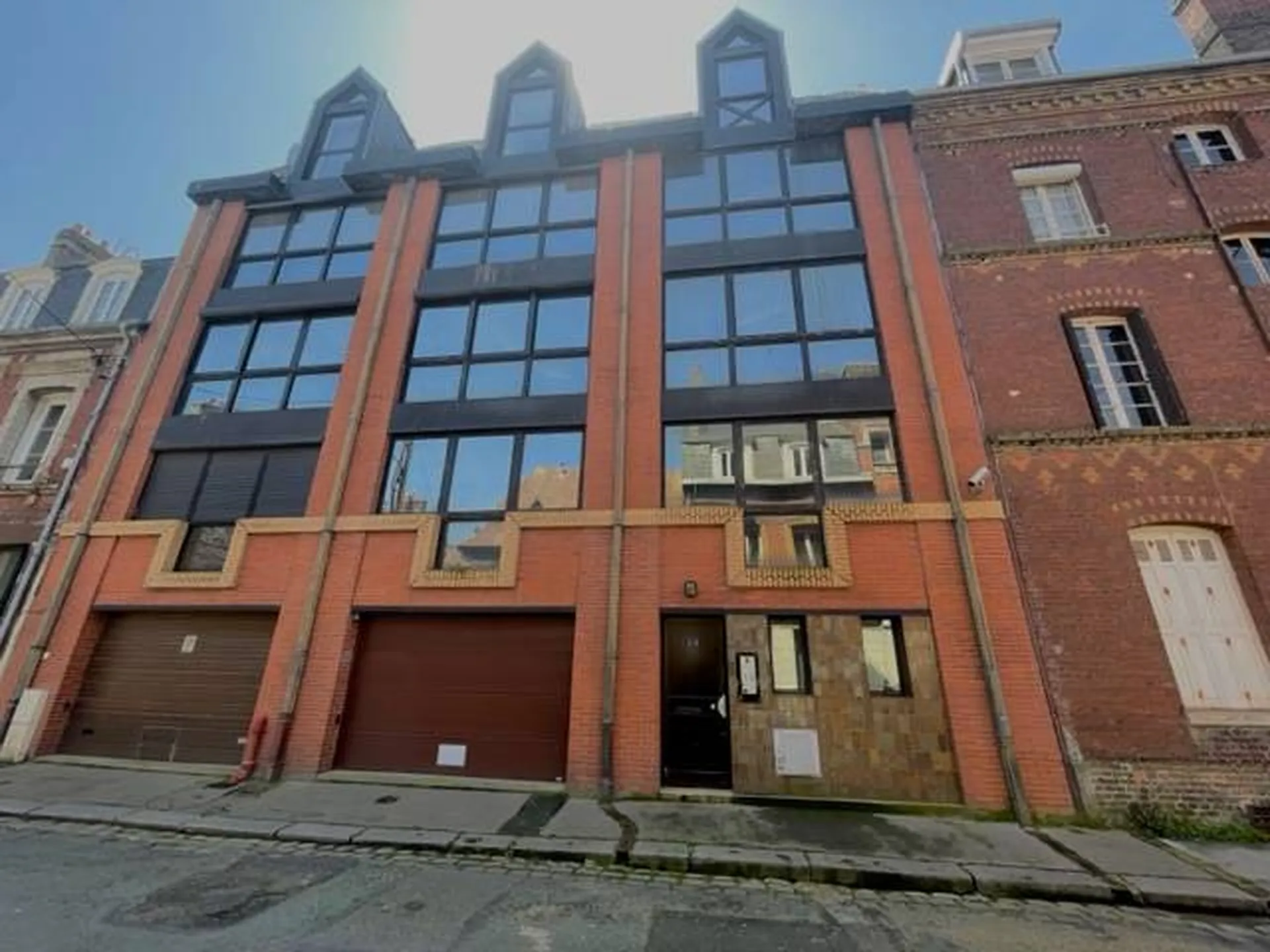 Appartement F3 centre-ville, ascenseur, 1 box garage - DIEPPE 76 Normandie