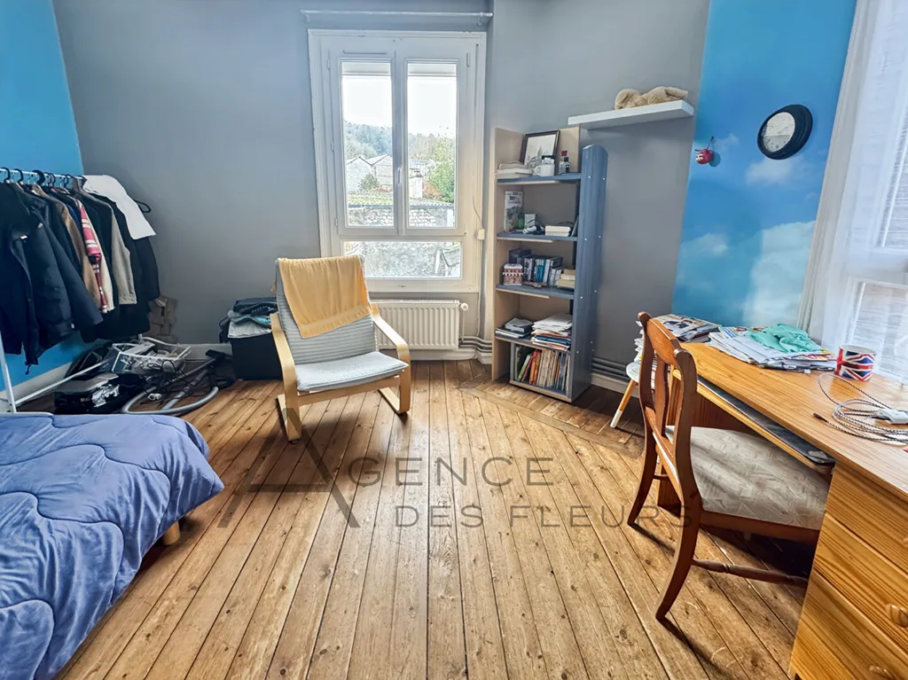 A vendre, maison familiale de 155m² sur un terrain de 170m² située à Elbeuf 76500
