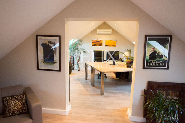 Local commercial à louer 80 M2 à Saint Nom la Bretèche