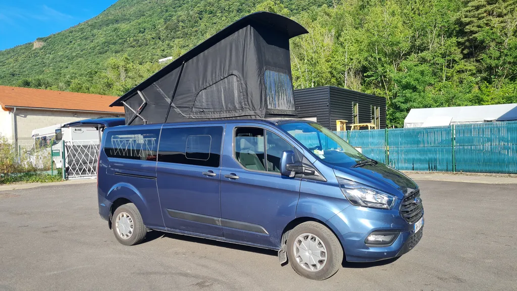 Installation de deux tiroirs coulissants charge lourde de 150 cm à Marseille sur Ford Transit Custom Long