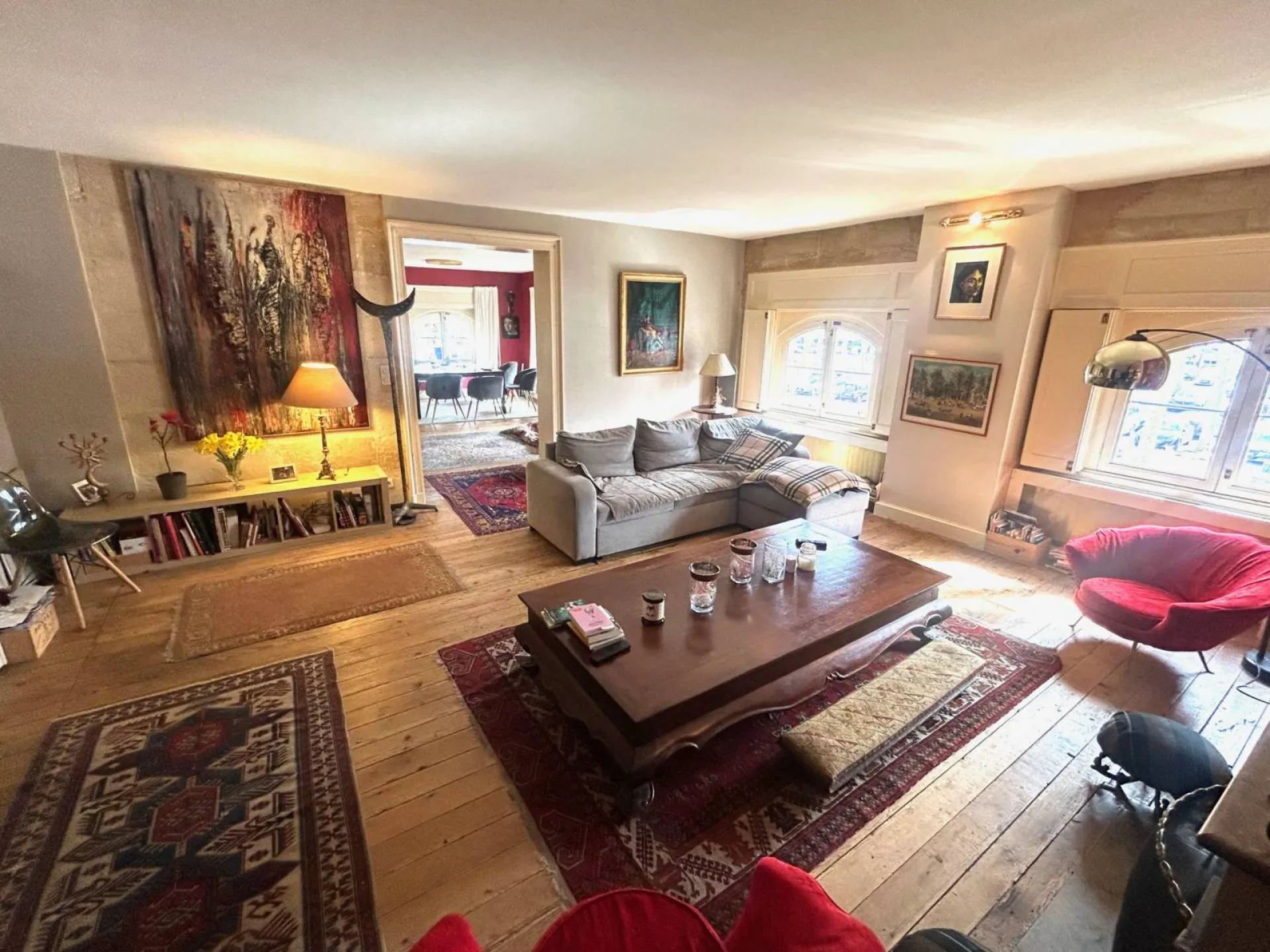 Bel appartement avec garage dans immeuble pierre Bordeaux Quinconces 