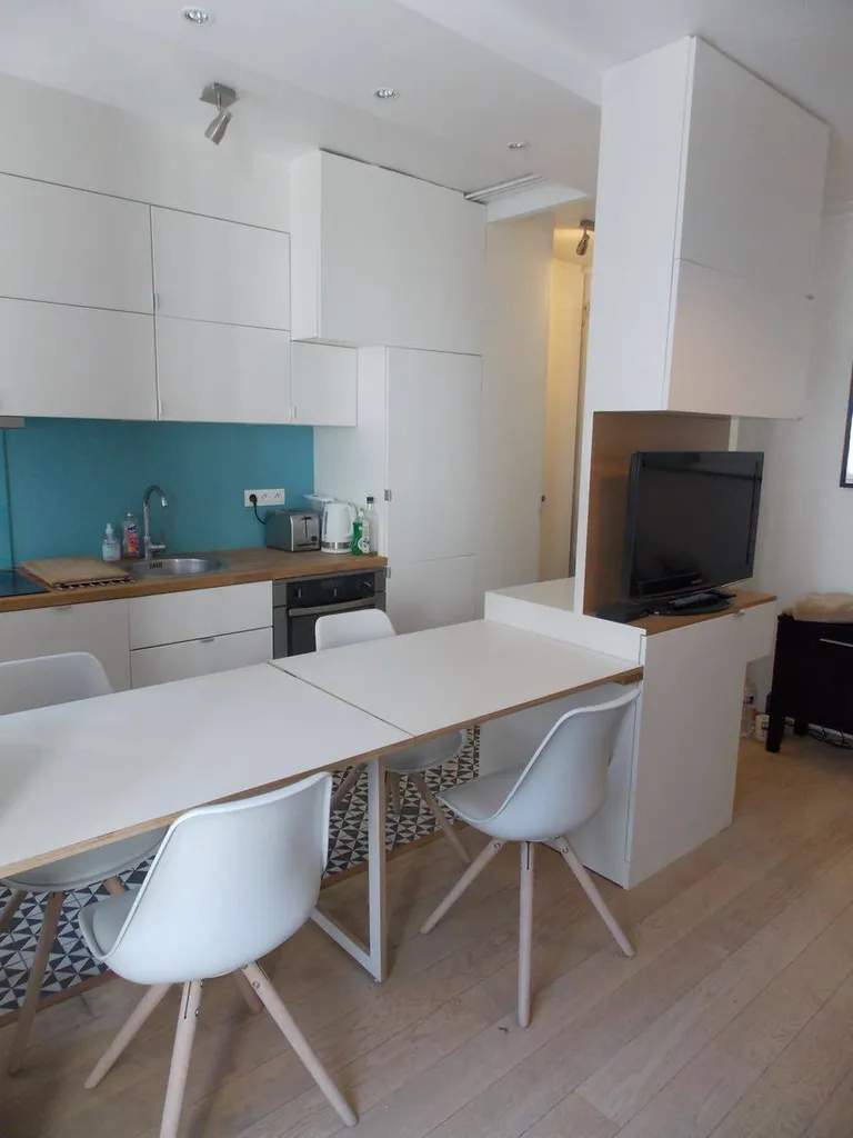 A vendre petit deux pièces rue Poncelet  75017 Paris