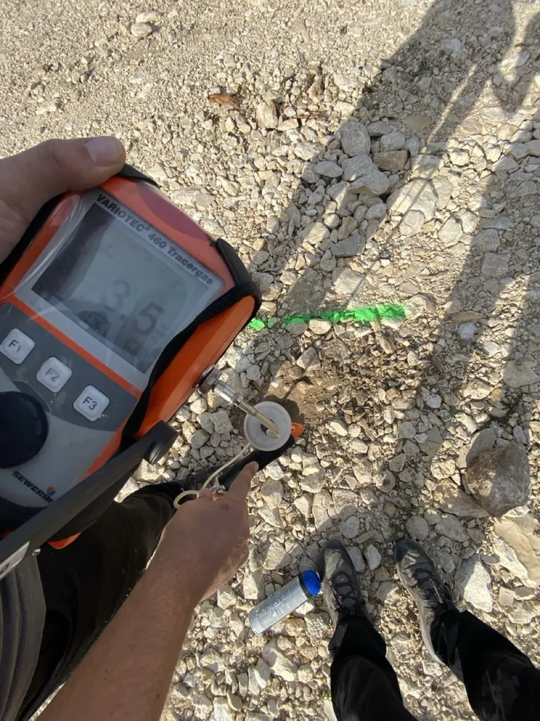 Contacter un spécialiste en recherche de fuite non destructive à La Rochelle dans le 17 en cas de surconsommation