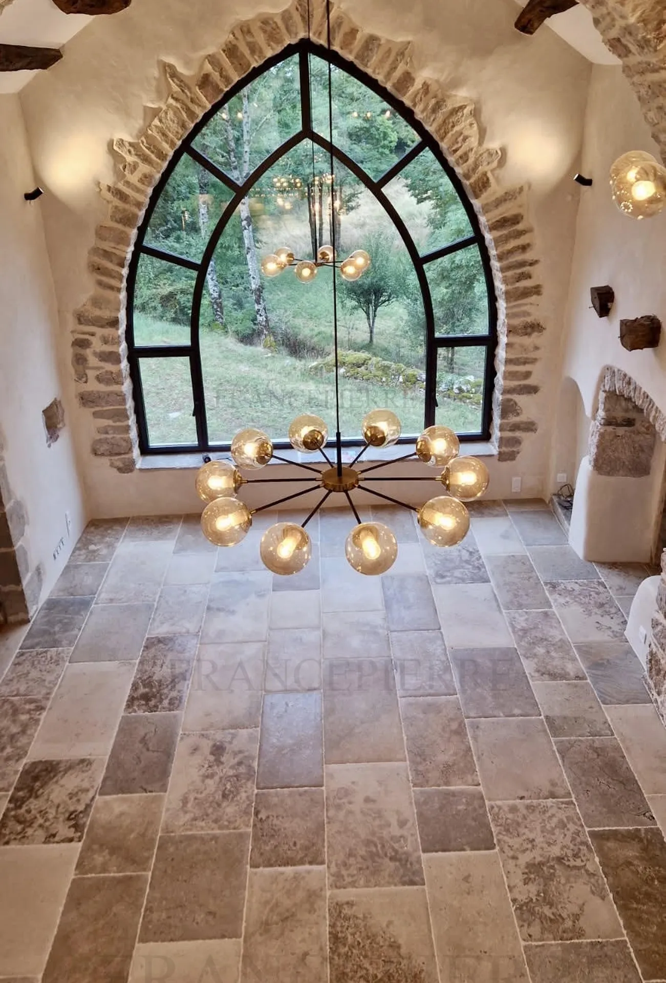 Old Stone Natural Stone Authentic : Vraie Pierre Naturelle Haut de Gamme, Meilleure Alternative aux Carrelages Imitation Pierre