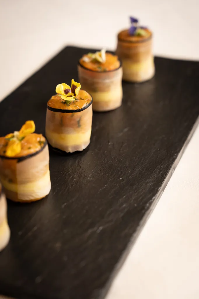 Notre zone d'activité pour ce serviceCocktail de luxe à Cannes proche de Mougins : pièces signatures et dressage artistique 2026